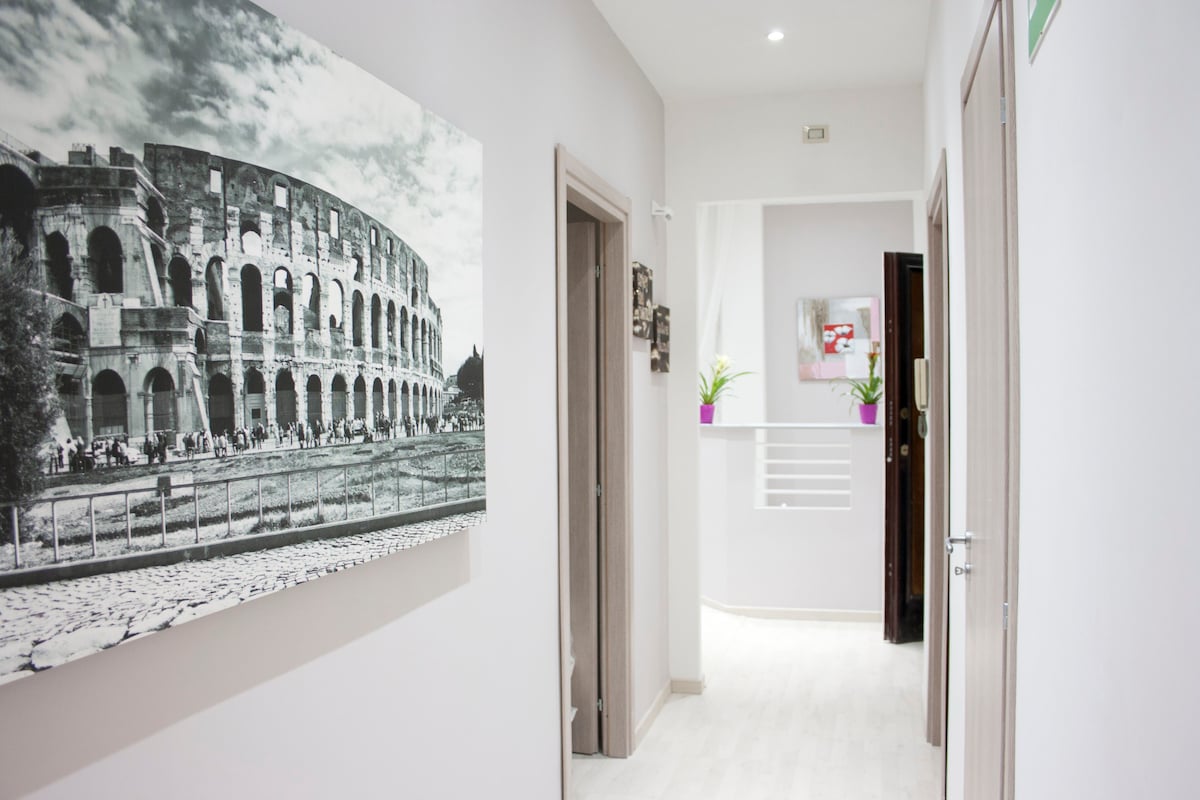 Cosmopolitan - Rome Termini Suites