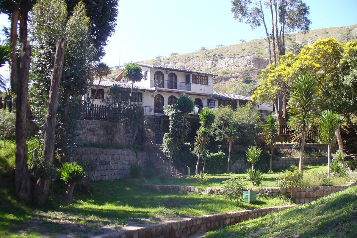 Villas Mitad del Mundo Finca Analía