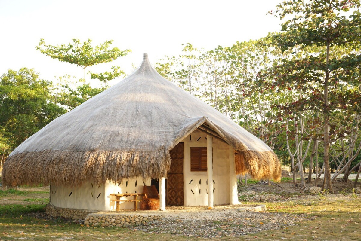 The Mud Huts - Habagat Hut