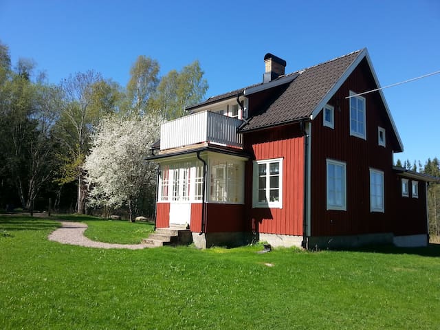 Tösse, Åmål的民宿