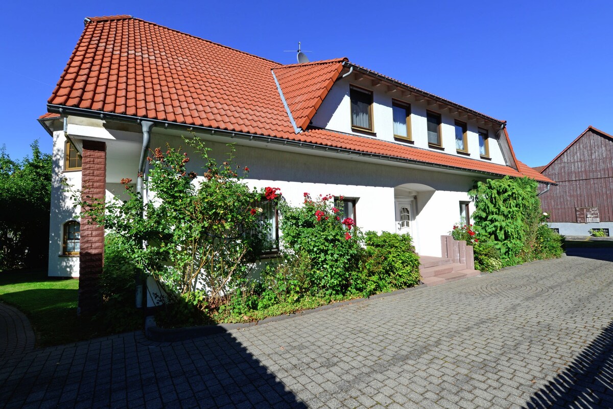 Apartment with garden in Eimelrod