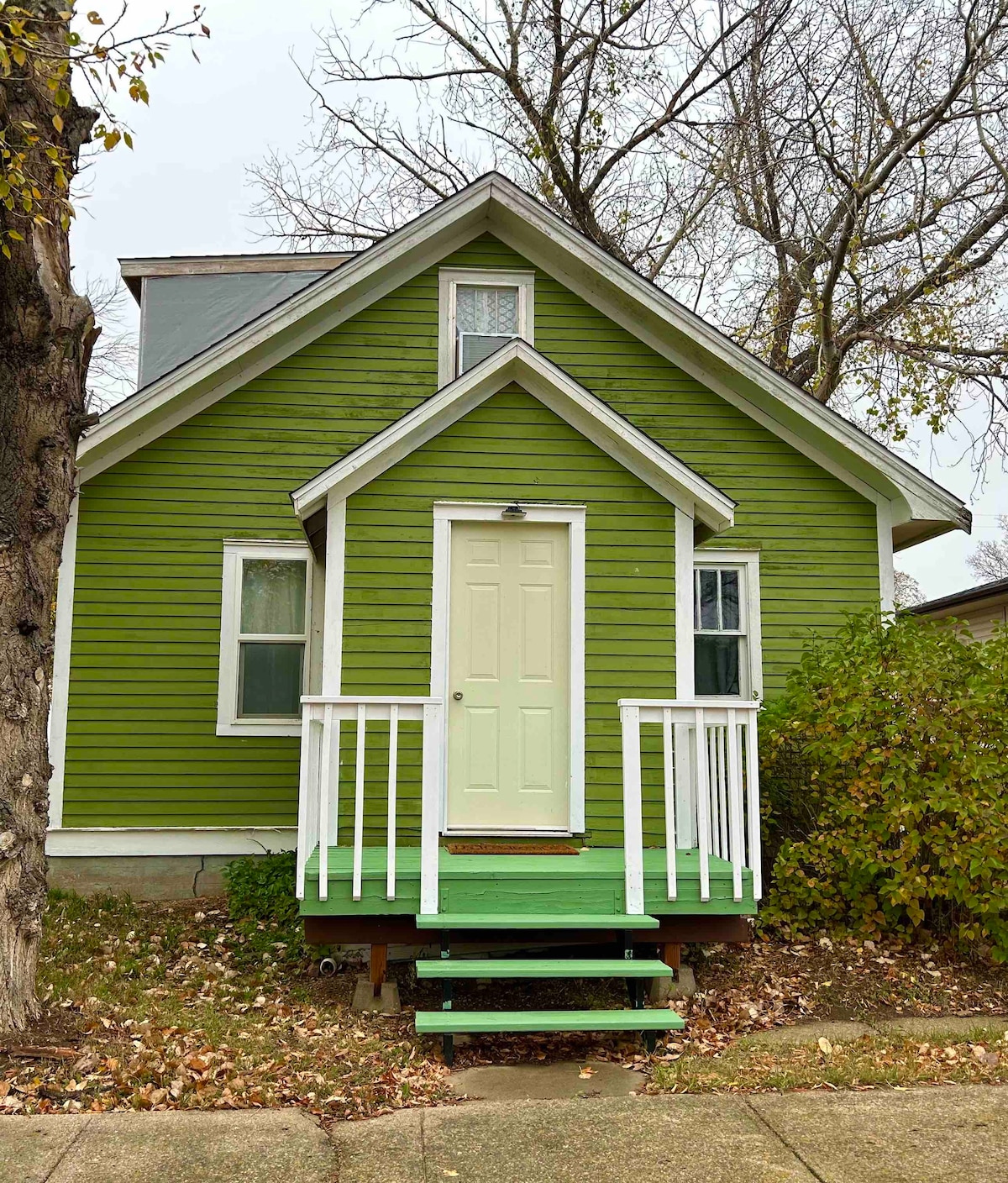 Quaint and Quiet Herbert House