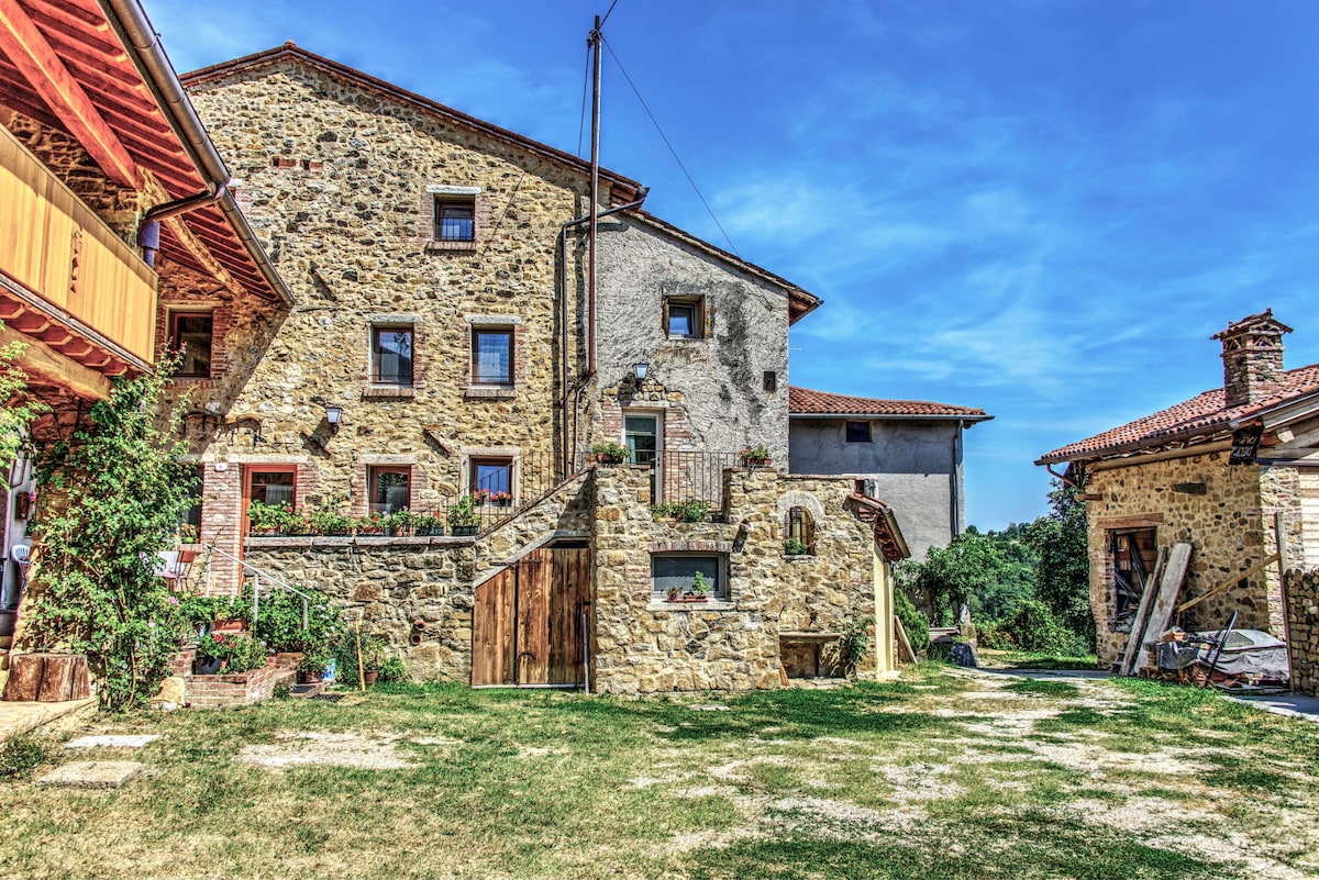 Suite OLIVO Agriturismo Antico Borgo