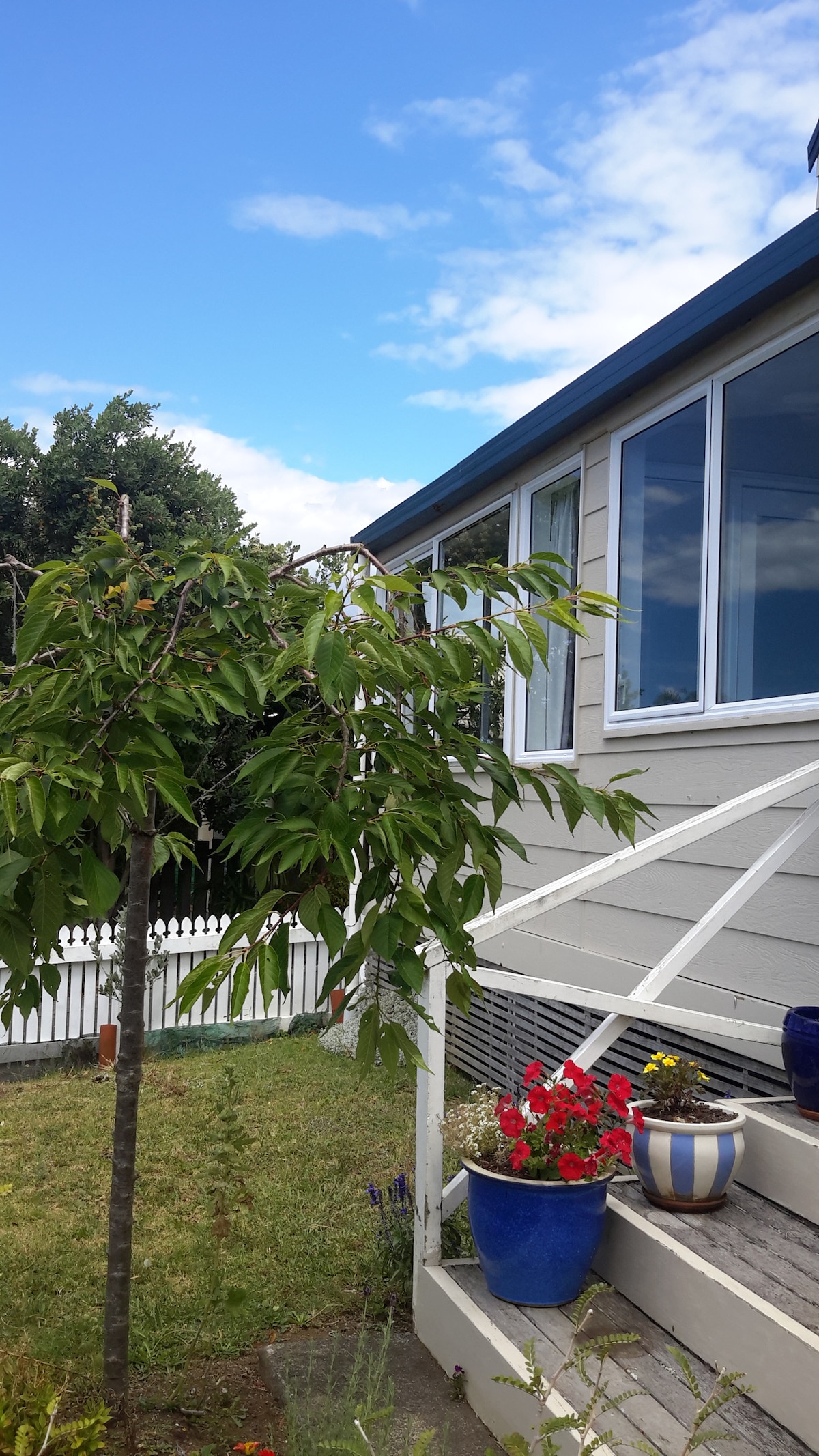 小镇上的乡村风格小屋