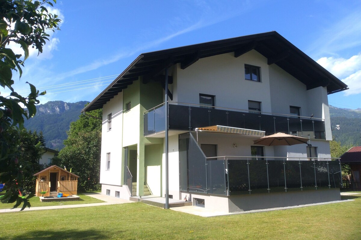 Apartment in Koetschach-Mauthen near ski area