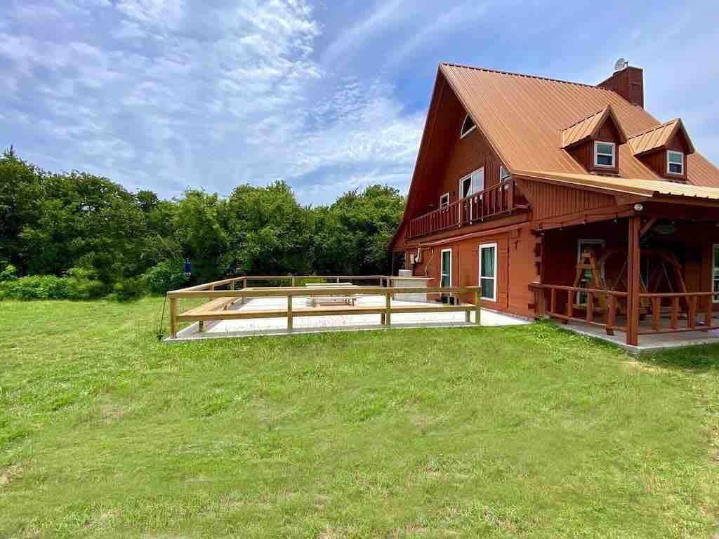 Cabin getaway with 80 acres to yourself