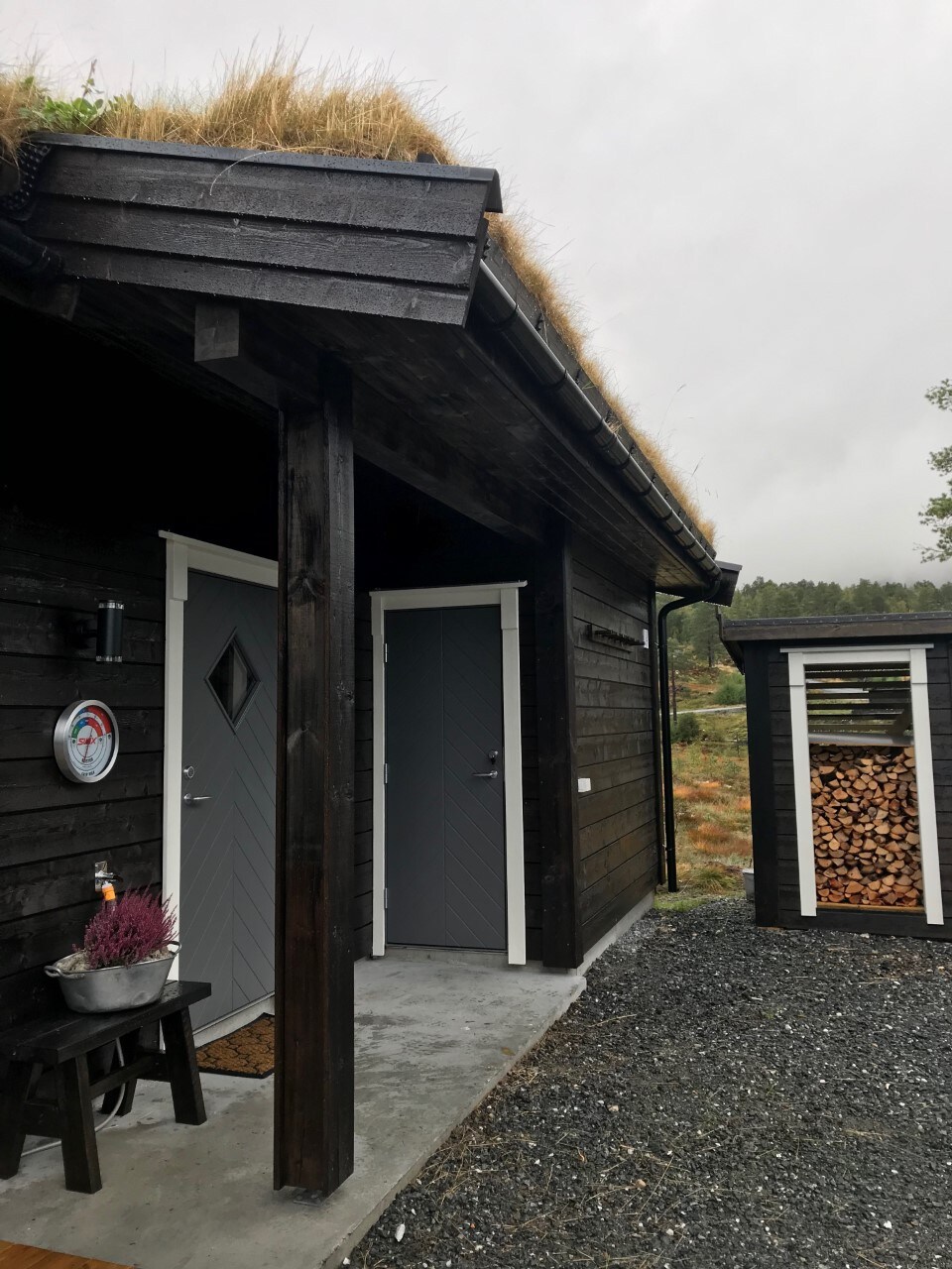 Stryn的全新现代小木屋， Hydla Cabin Field。