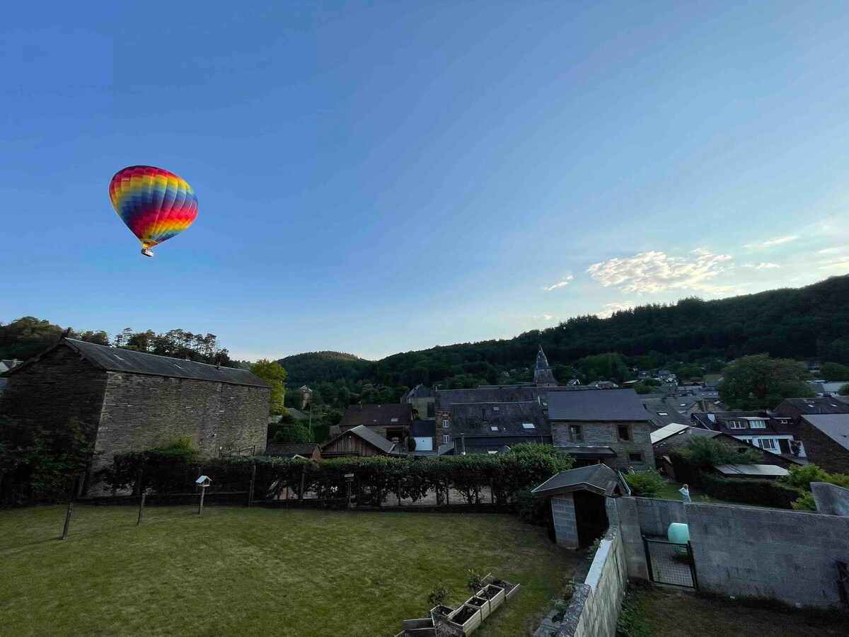 Agréable maison dans la vallée de la Semois