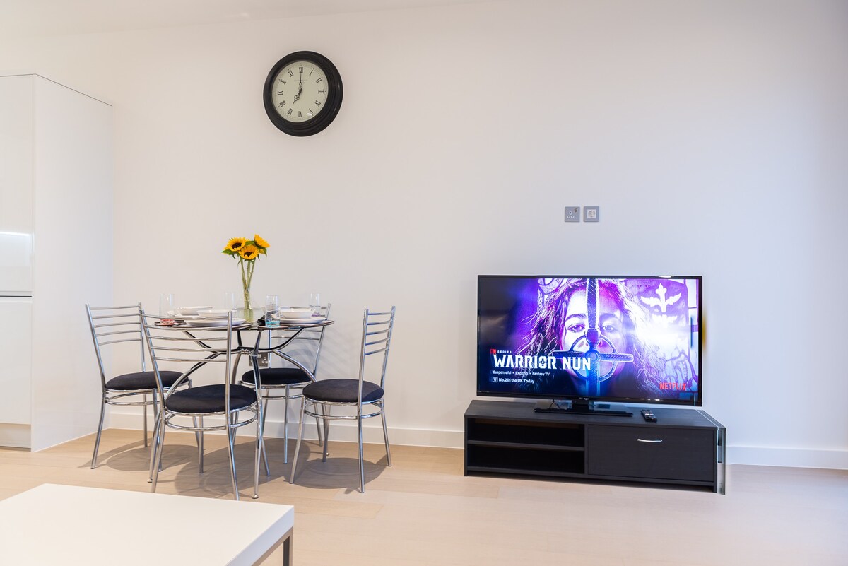 Beautiful 1 bed Apart in St Albans | FREE Parking