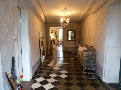 老庄园别墅（ Old Manor House ）中的迷人卧室