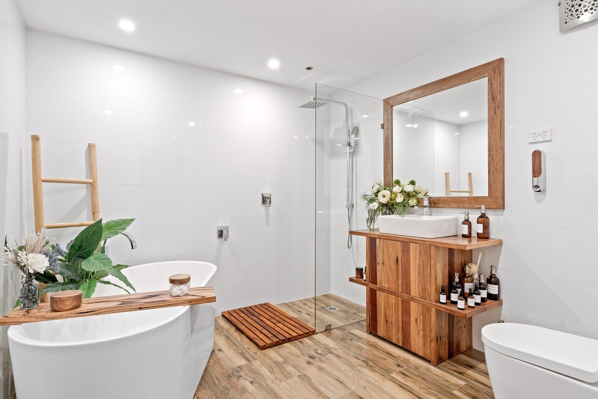 Bondi Breeze Apartment