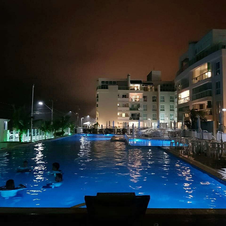 Ilhas do Atlântico condomínio clube frente ao mar.