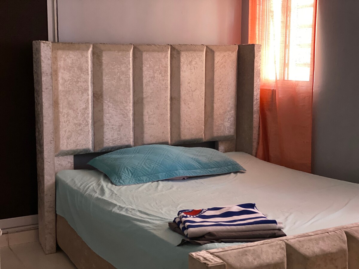 Hermoso apartamento seguro con parqueo  gratis