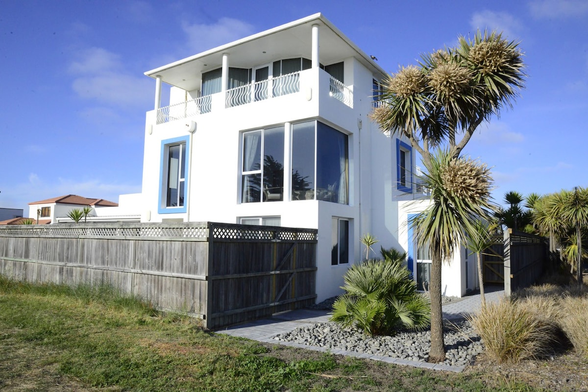 Cockle Lane Beach Studio Two