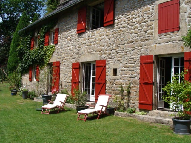 Royère-de-Vassivière的民宿