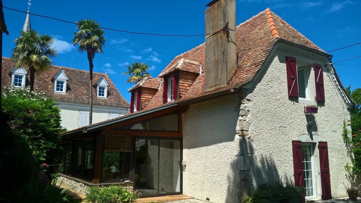 Gîte Méziat loc à la sem vacances d'été.