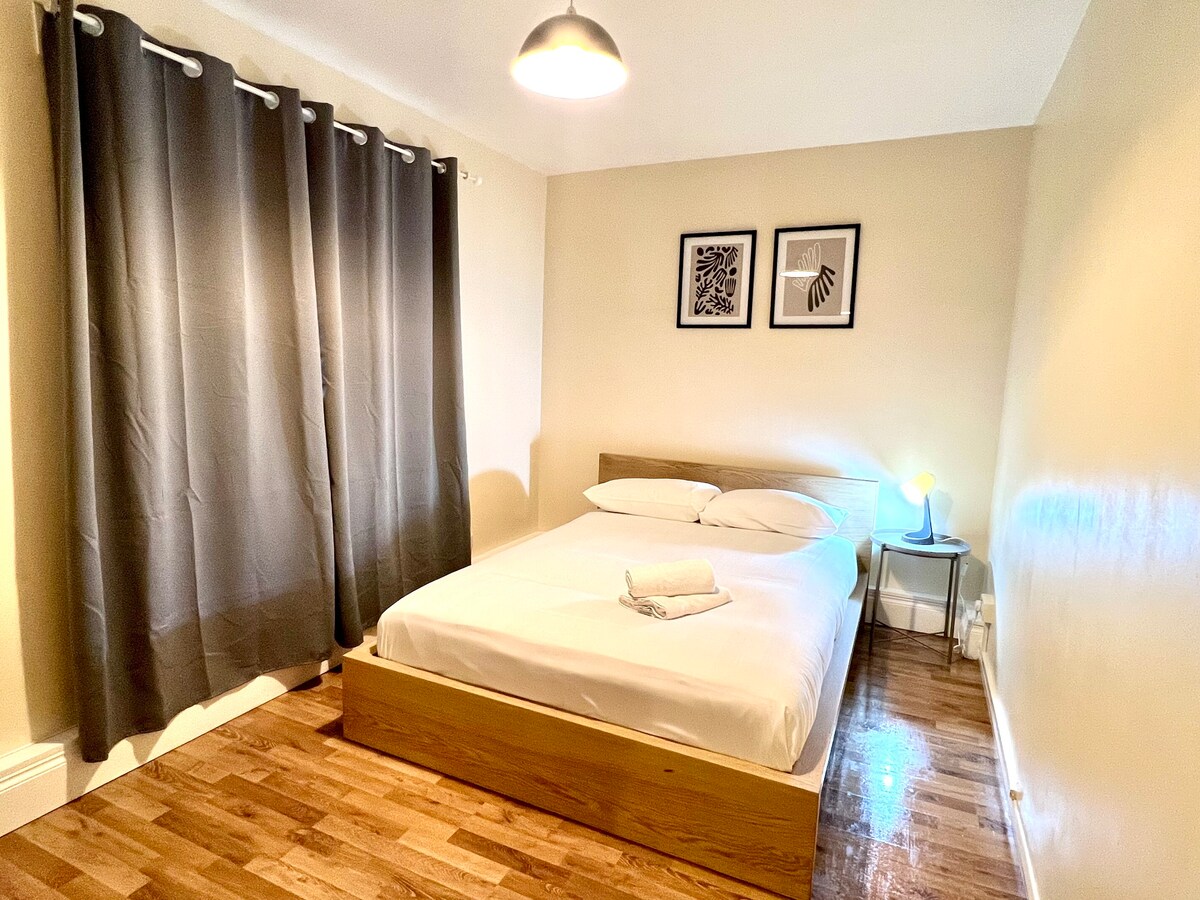 Cute comfy room Central London.