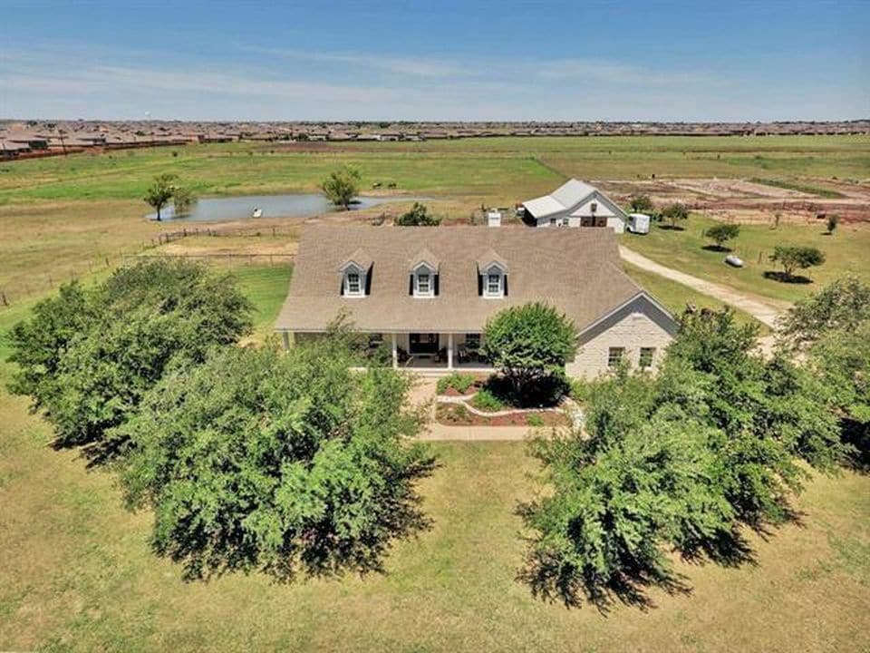 Barn Loft Luxury and a Texas Longhorn Ranch