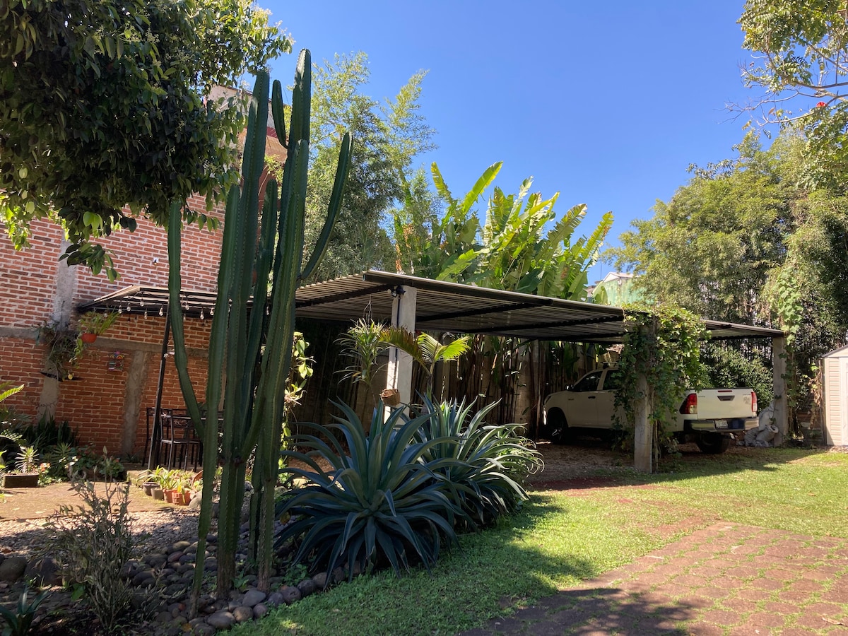 Habitación del Jardín con balcón