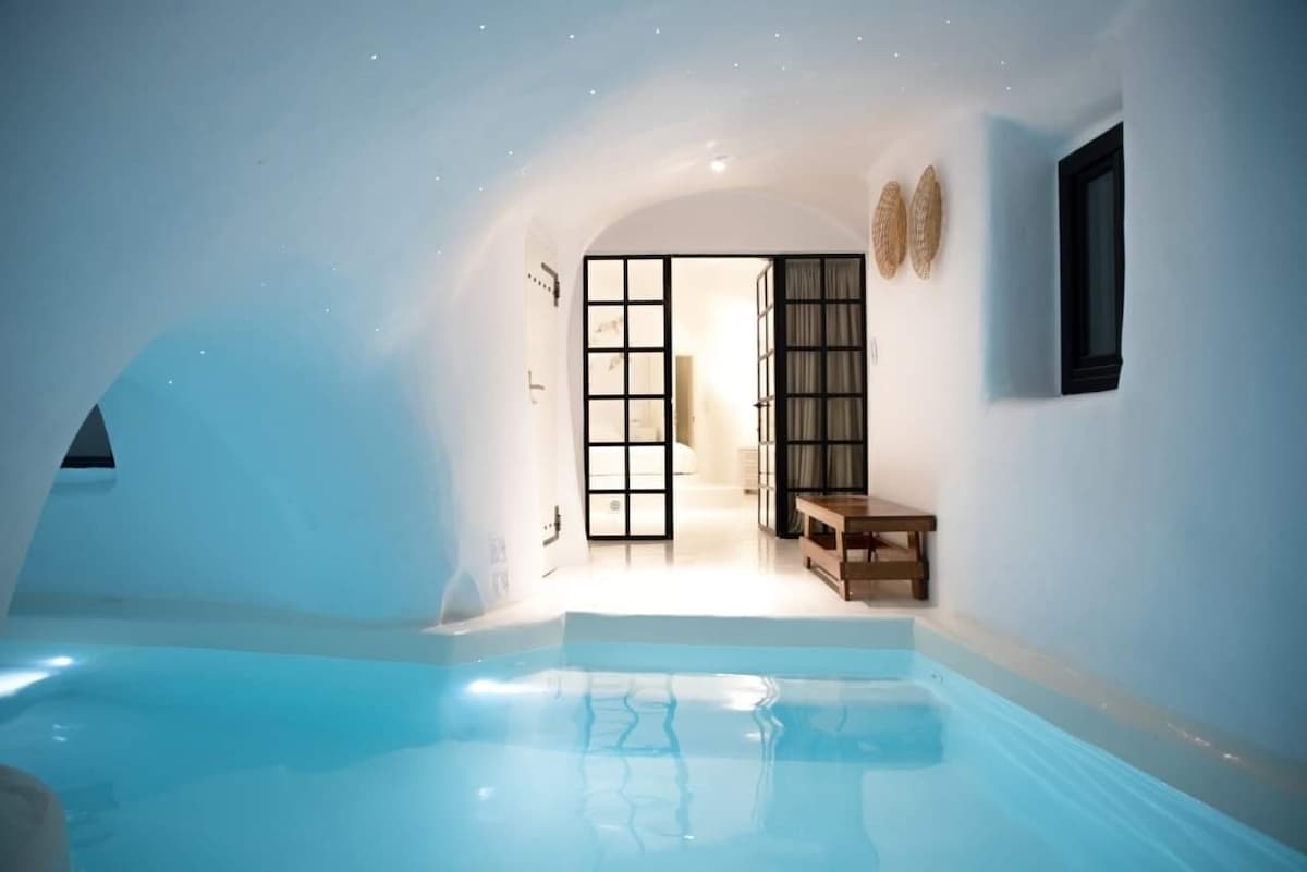 圣托里尼私人温水泳池Aleria Luxury Cave Santorini