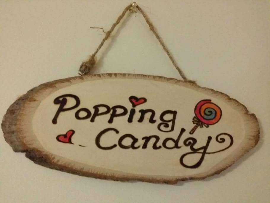 7.「Popping Candy」明亮阳光舒适的空调客房