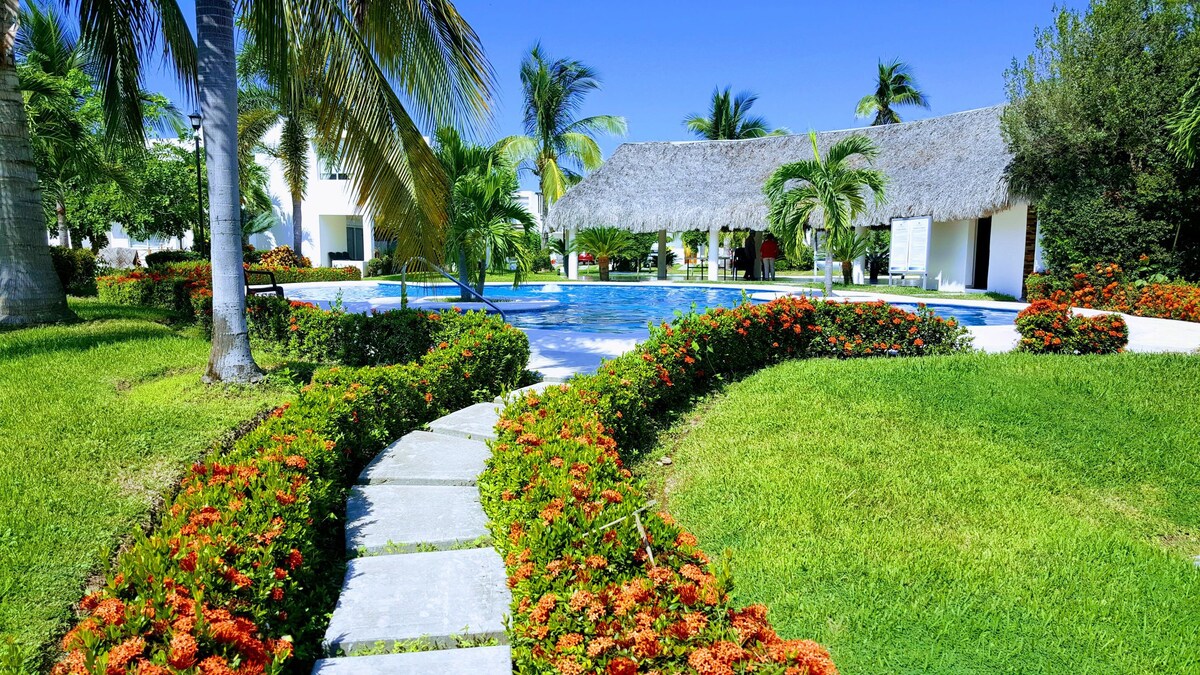 美丽的Marina Gardens别墅，带私人泳池