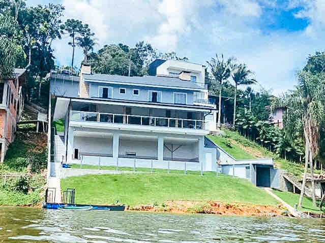 Casa Vista Bela / Rio dos Cedros