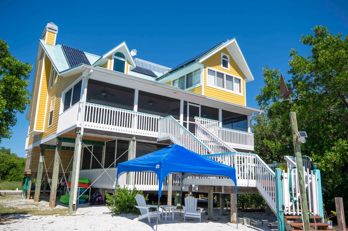 Old Florida Beach House, South End of Cayo Costa