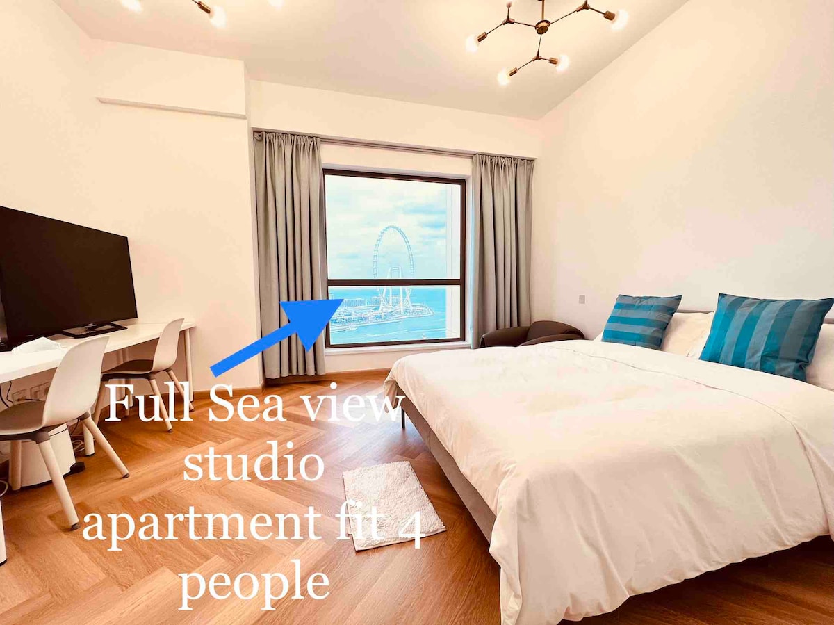 豪华，绝美的全海景公寓，世界最大摩天轮就在你的床边，步行到海边只需2分钟 | Sea  Studio