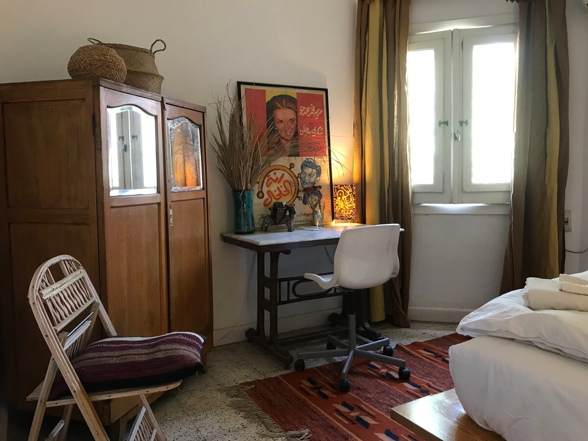 Room for one person in a 1930's style appartment