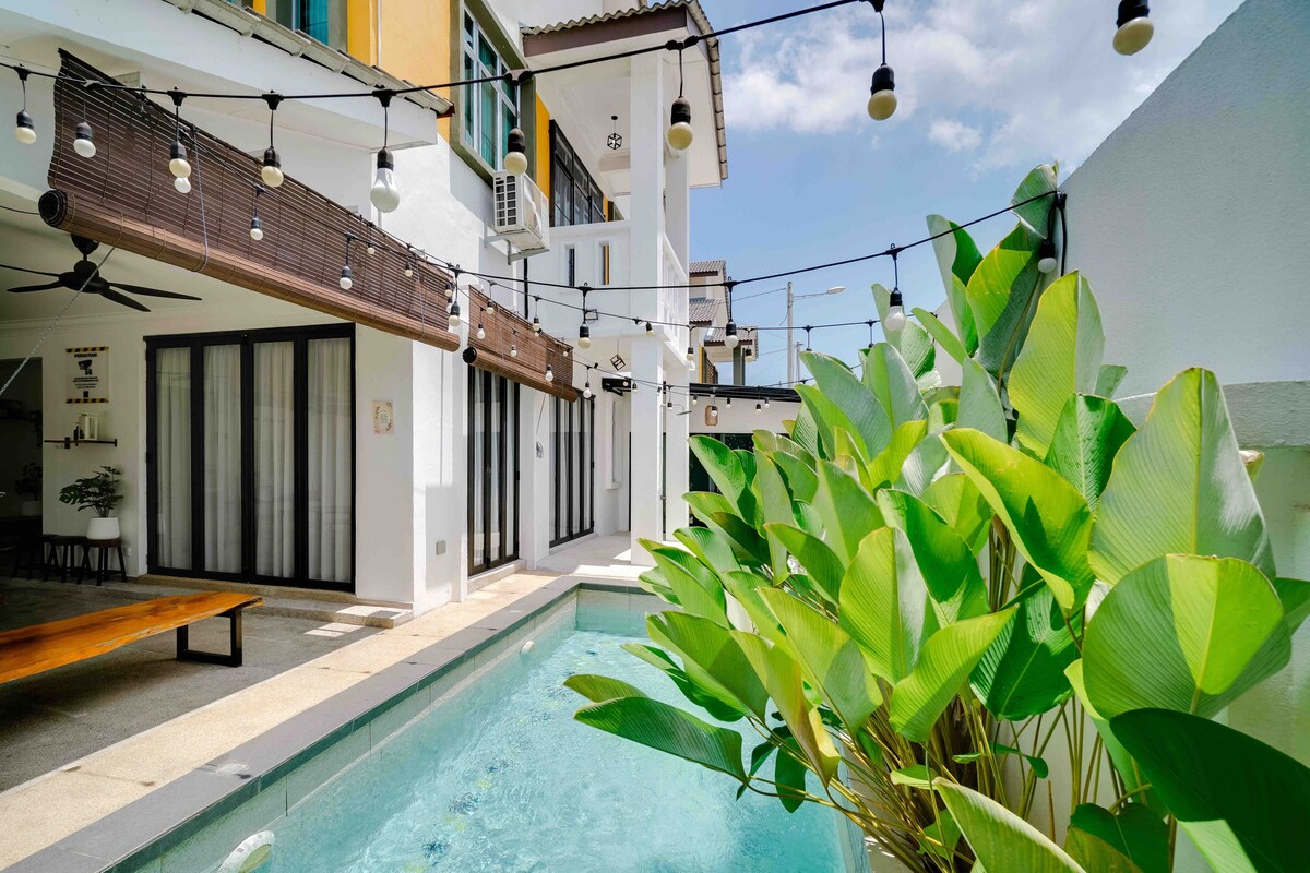 Villapadu Kota-Bali vibes home with pool in city