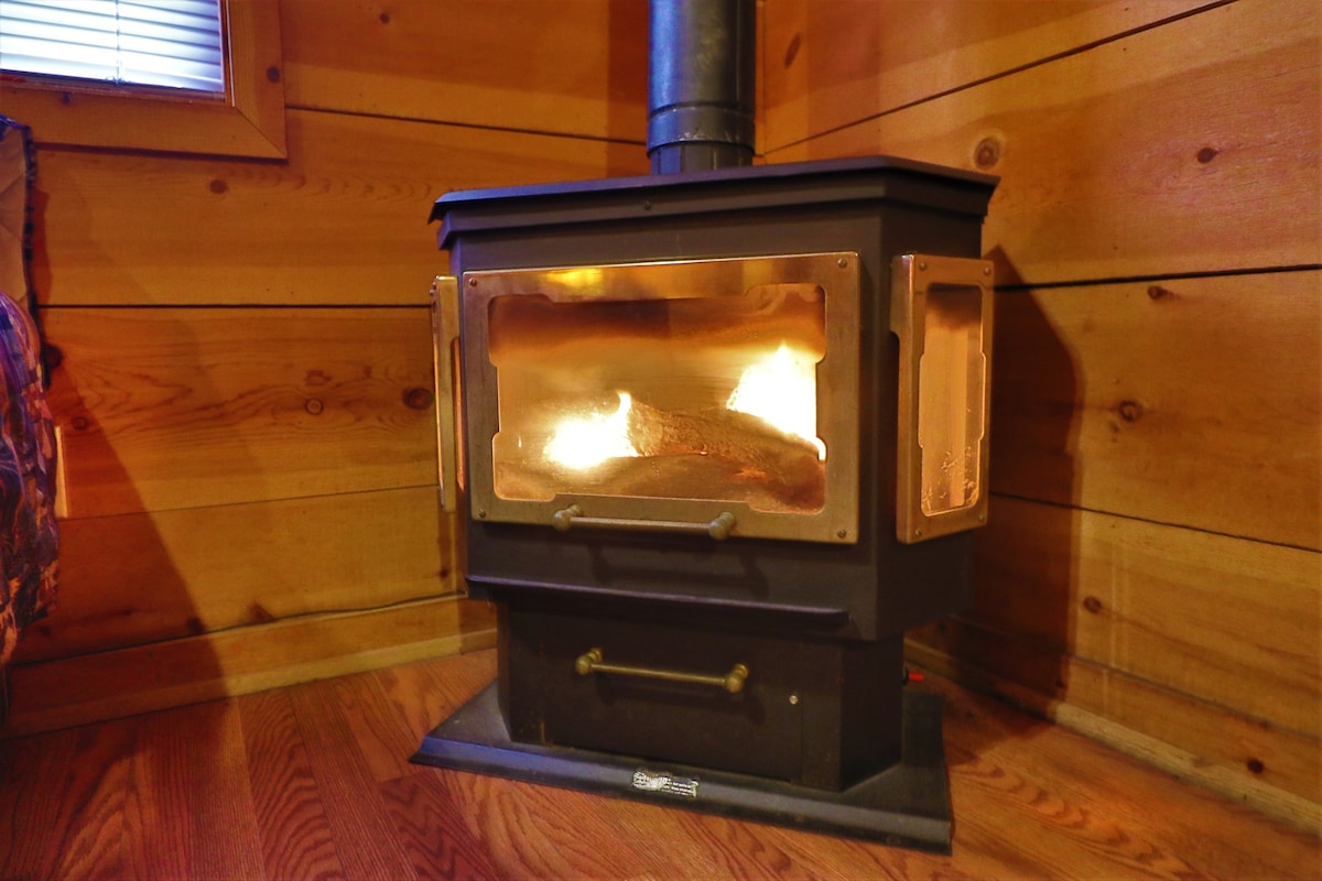 舒适的小木屋，带壁炉3分钟到海伦！ # 2.