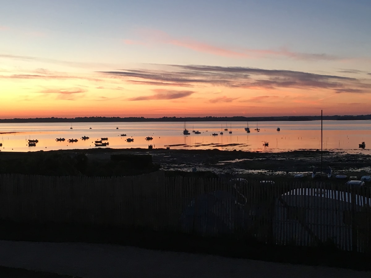 Kerc 'heiz ， Vue mer au bord du Golfe