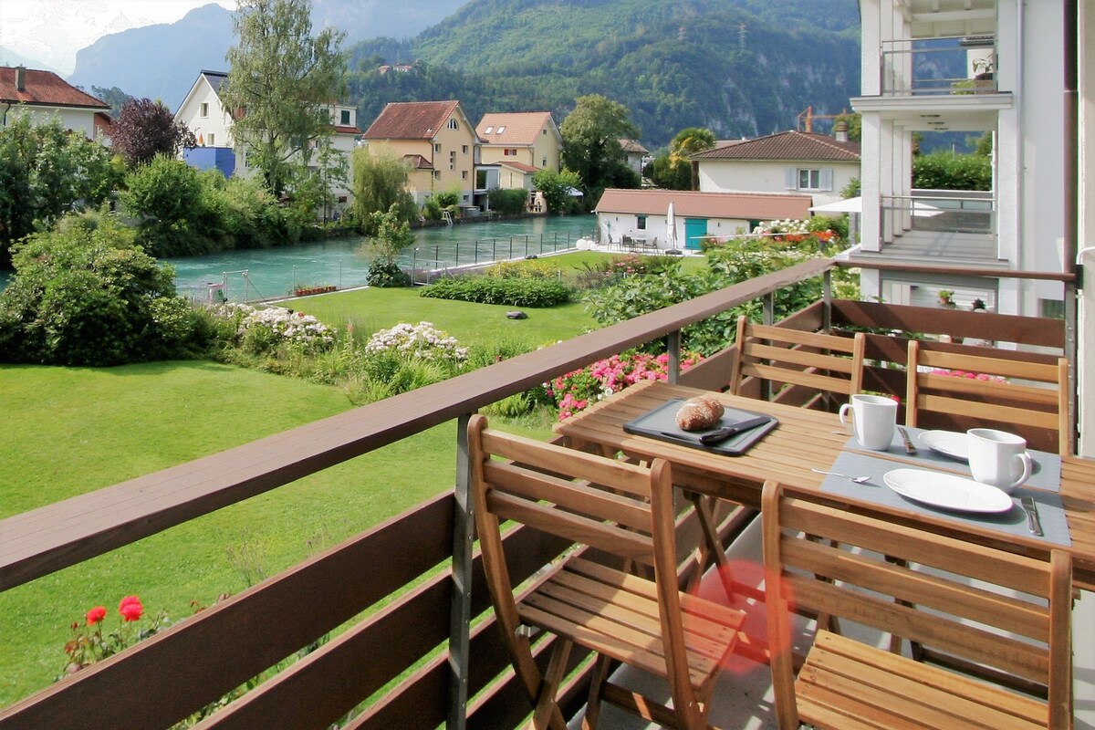 Aare Riverside, Interlaken-West