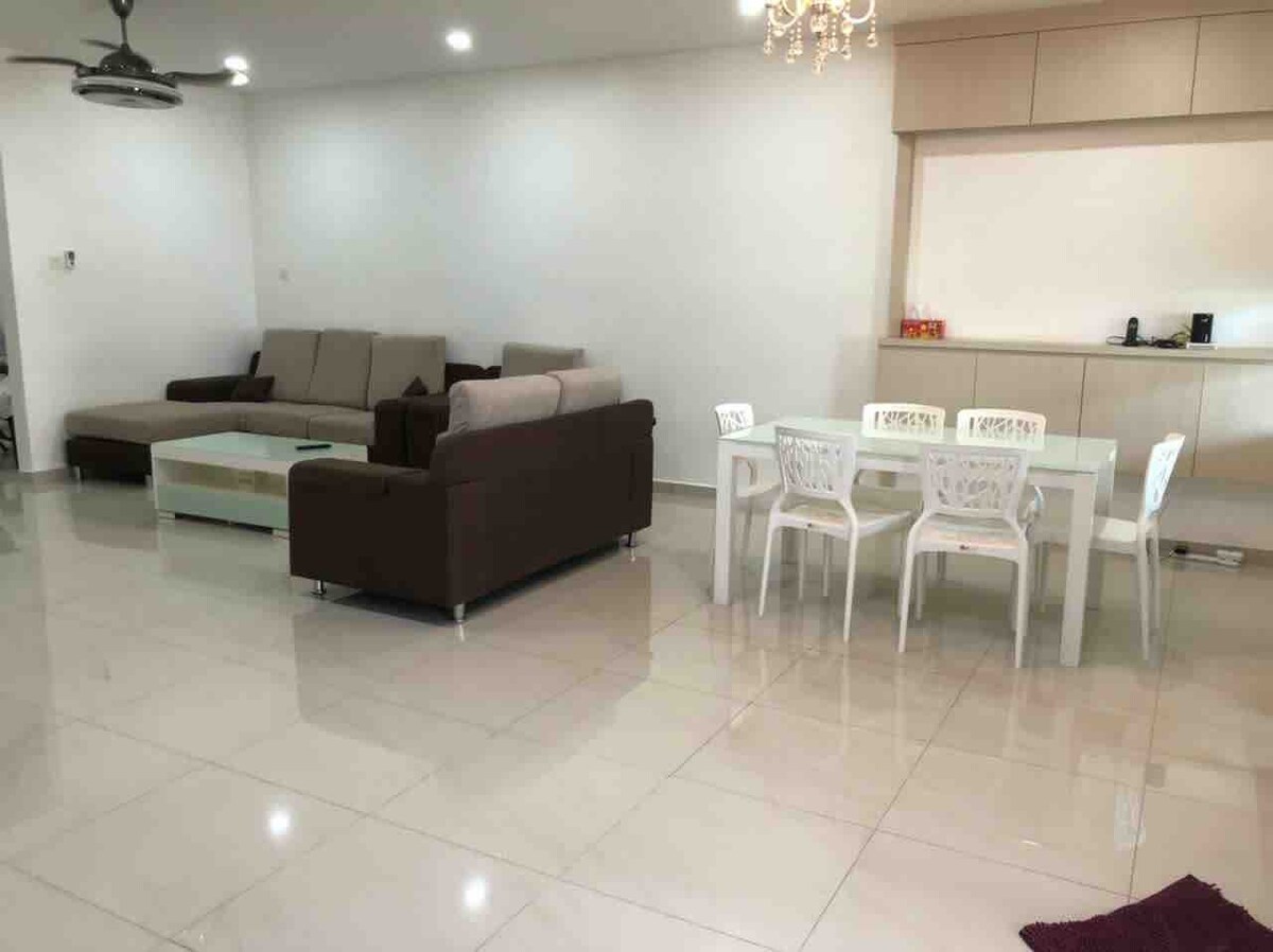 Sitiawan @ Setia Residence干净舒适的房子