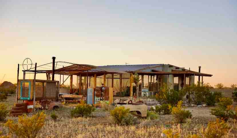 Offid Rammed Earth House