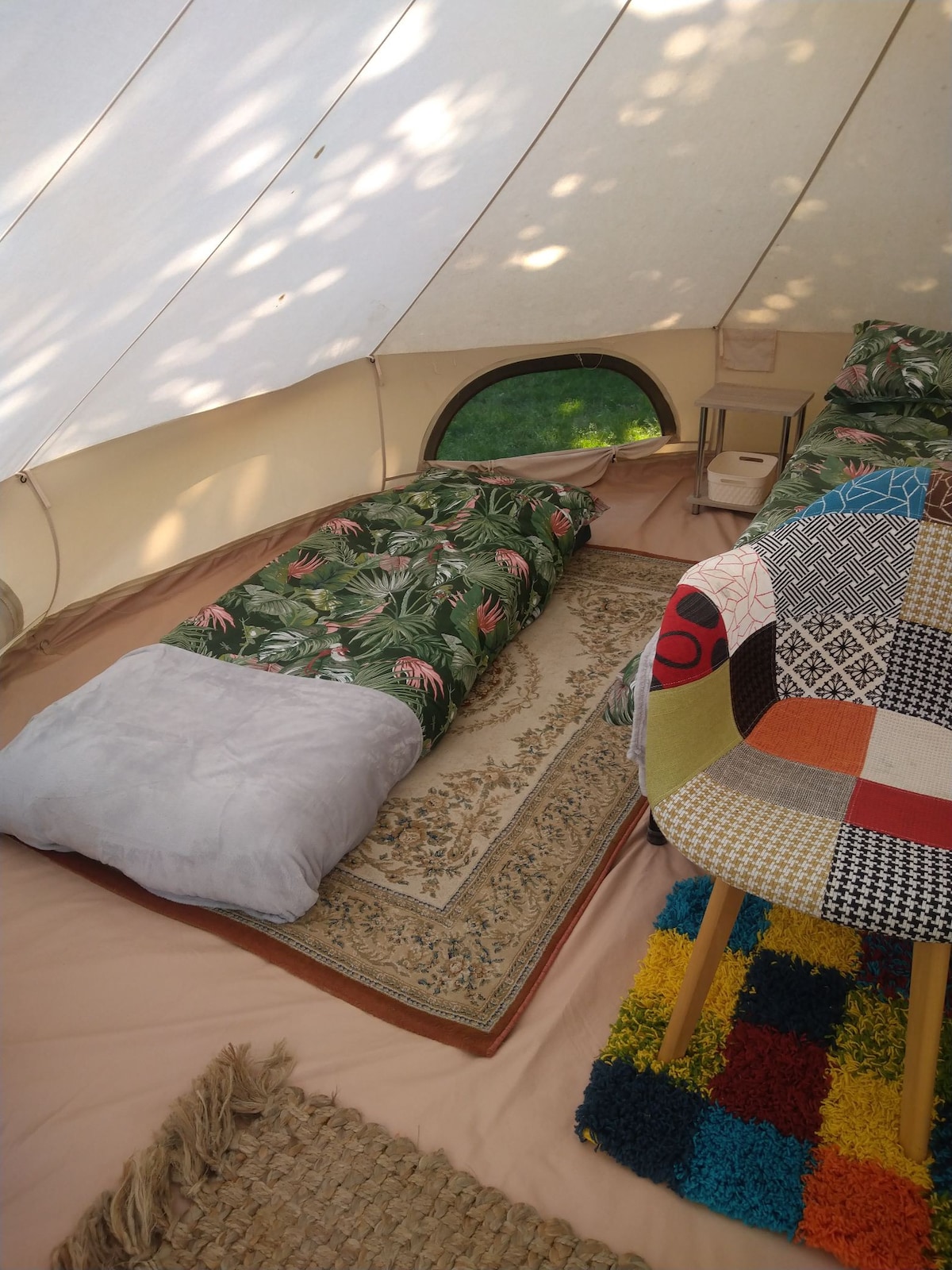 Peacocks tent