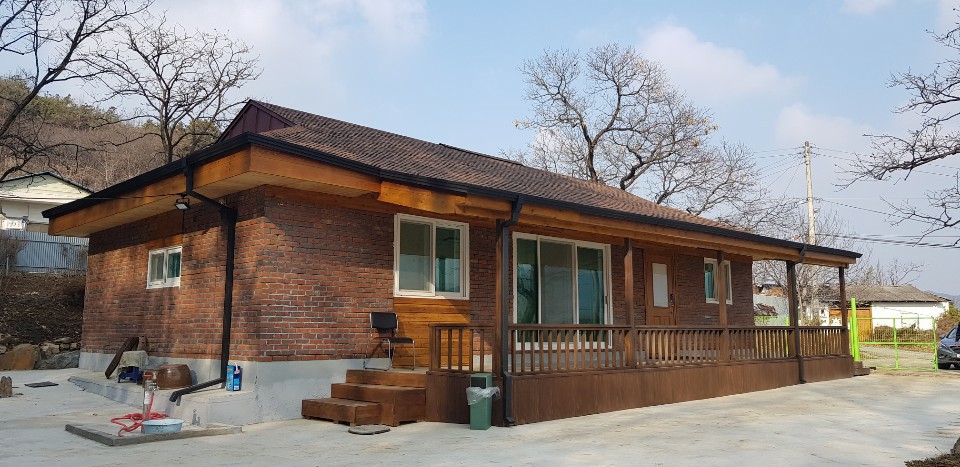 Jeongjeongsan 
House
