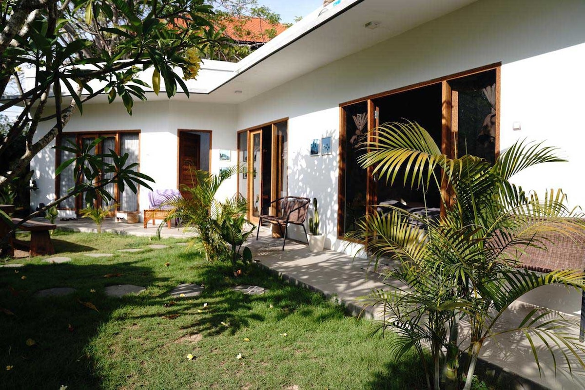 Uluwatu Boutique Accommodation Room II