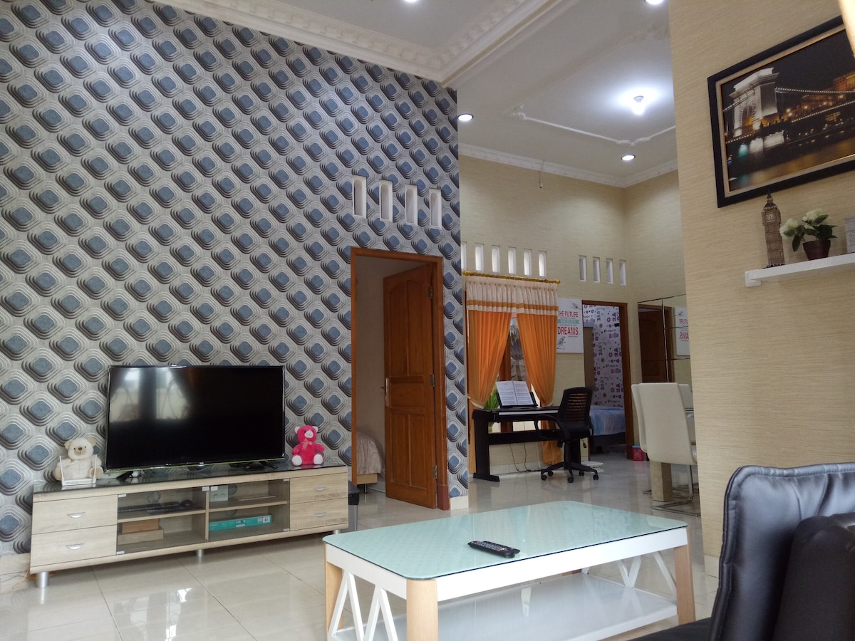 Nariska Suite Homestay Yogyakarta, 3BR for family