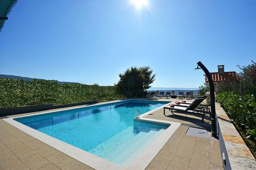 Anteana别墅， 60平方米泳池，可欣赏斯普利特美景