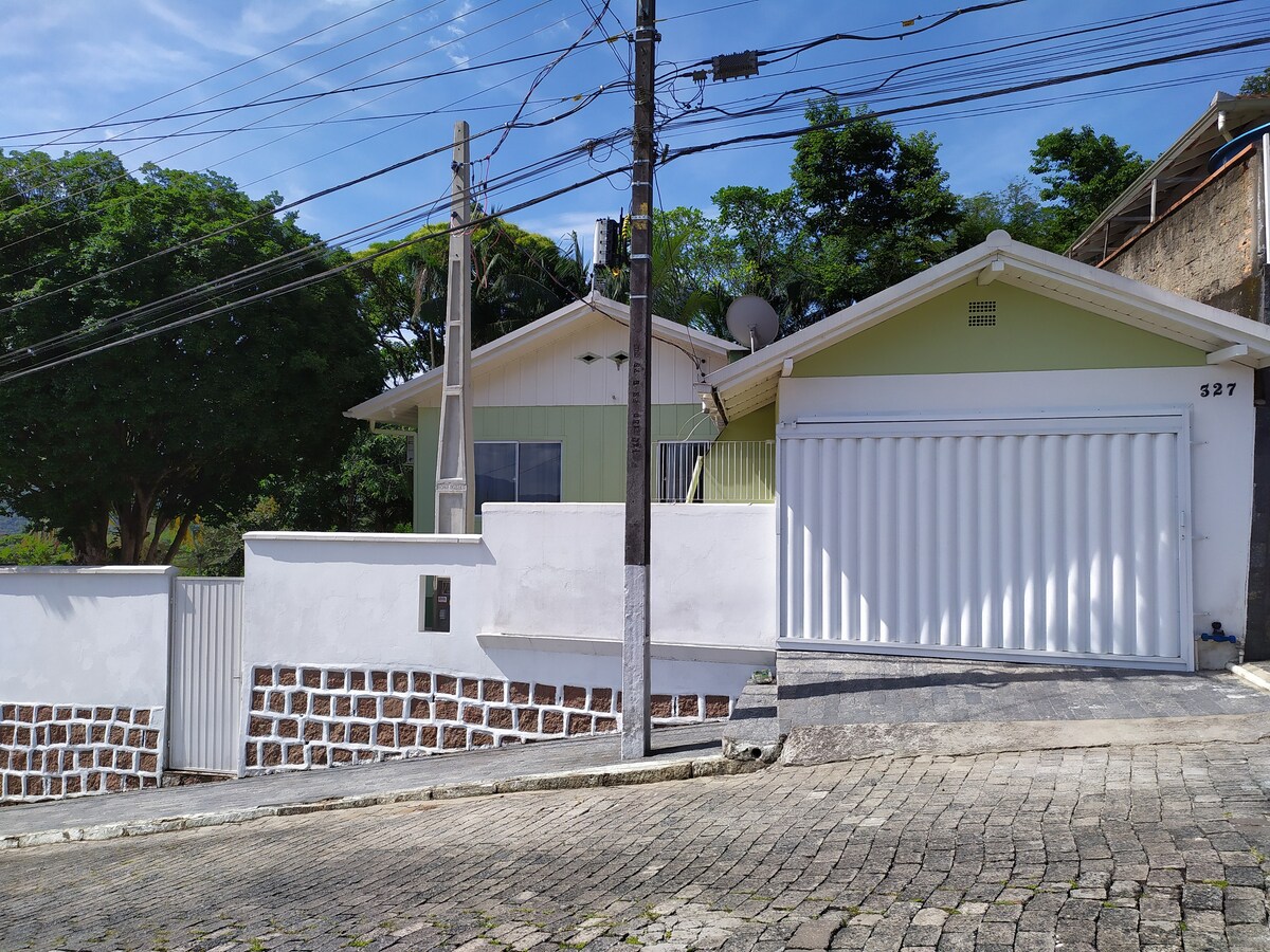 Casa do Galdino 327-01 (Galdino Houses)