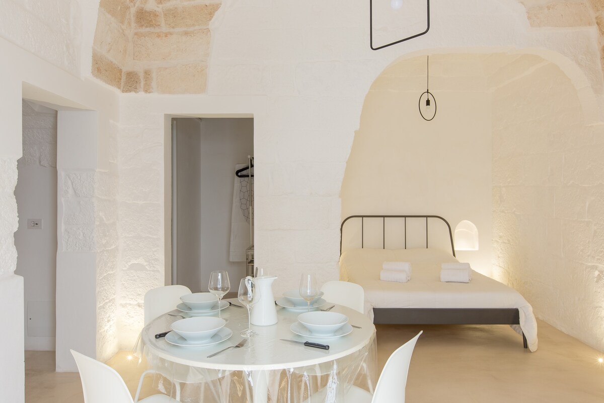 白宫（ White City Ostuni Puglia ）的白宫