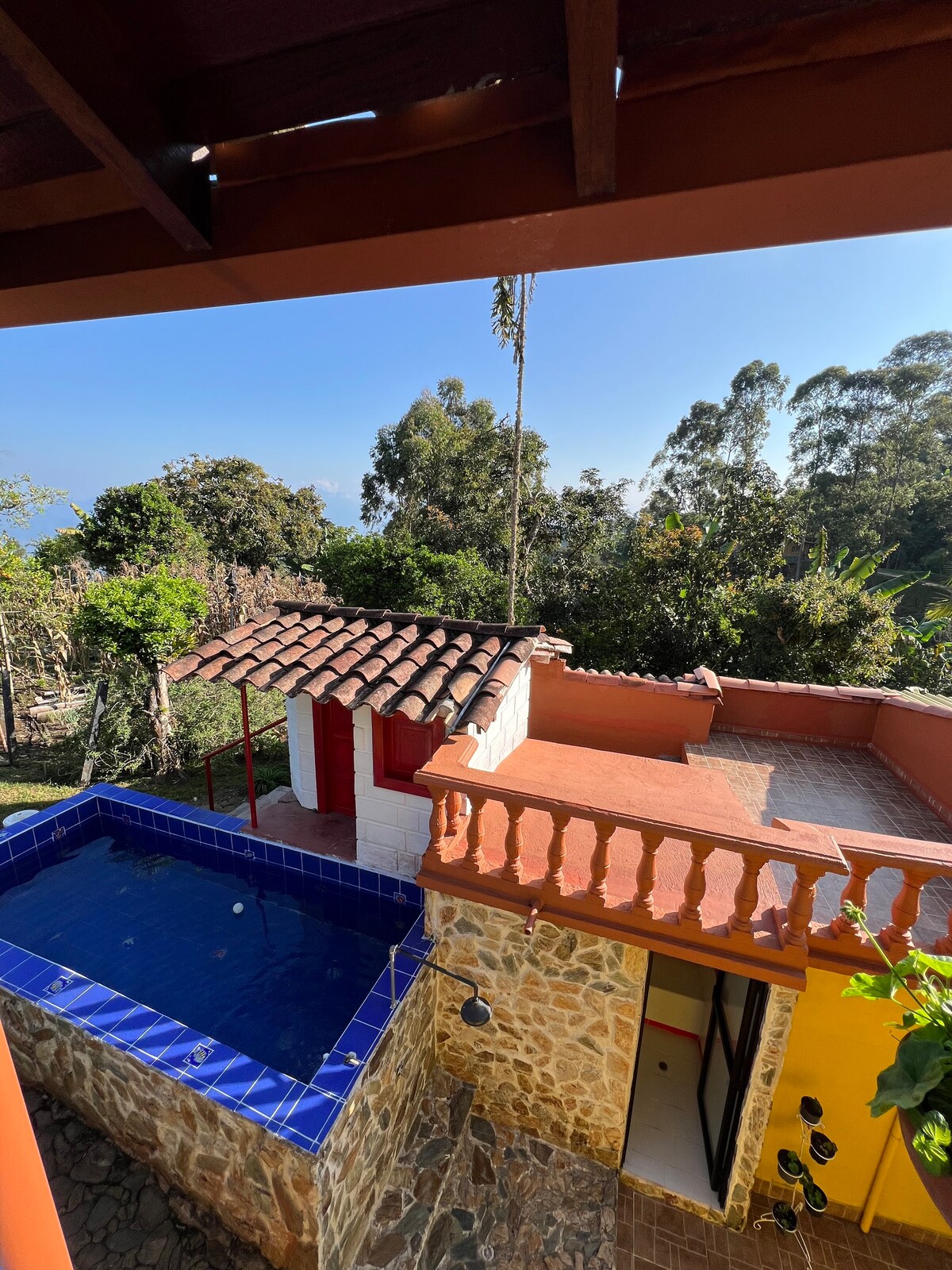 Room for 5 people in Traditional house, Jericó