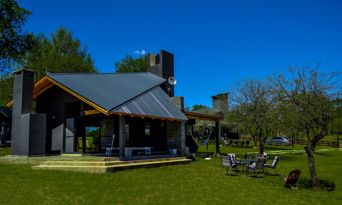 CABAÑAS LUNA NEGRA VILLA GENERAL BELGRANO 5 HPEDES