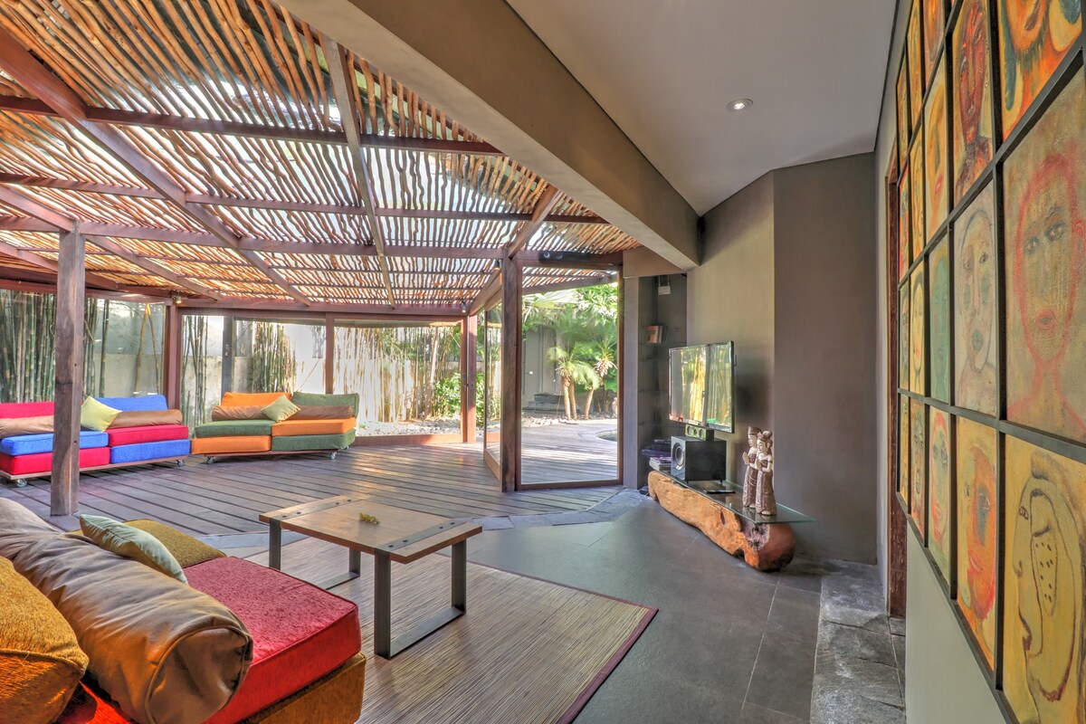 Luxury Resort 3 BR Villa Sham Seminyak