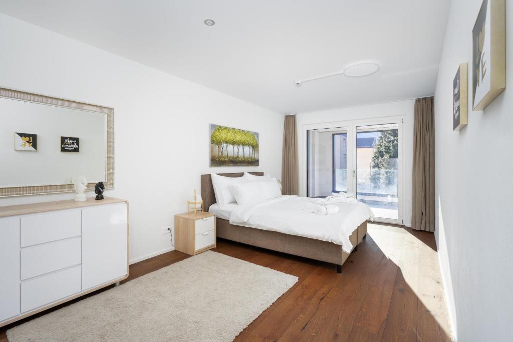 瑞士酒店公寓-双卧室加大双人床+单人床