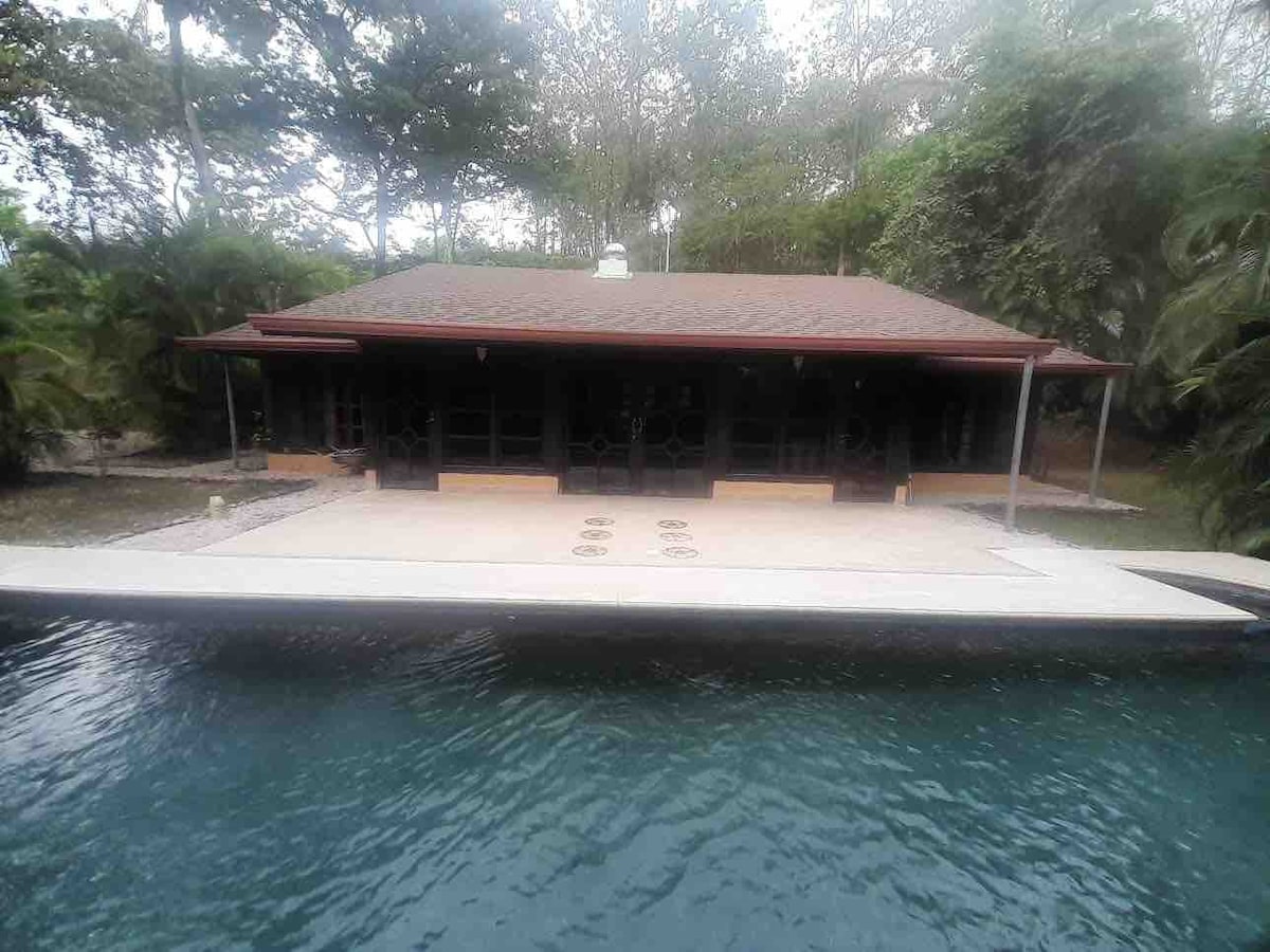 Casa Lua ，配备私人海水泳池
