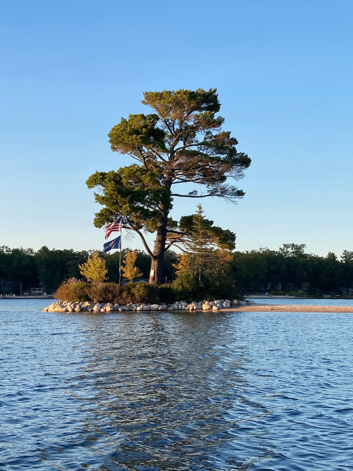 Cozy Cabin #1 @ Little Island Lake Resort