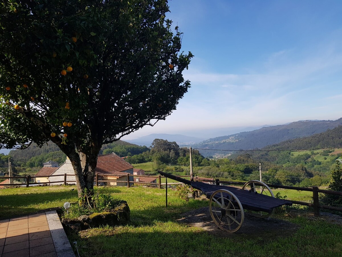 Agradable casita rural con piscina y chimenea